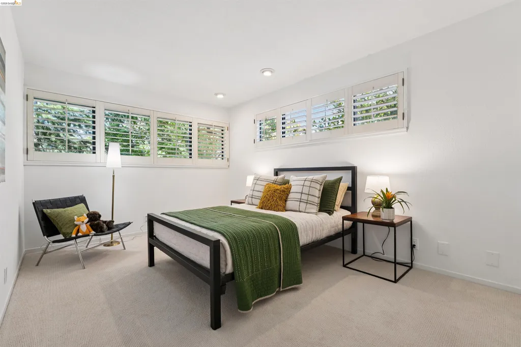 7 Jo-lin Court El Sobrante CA 94803