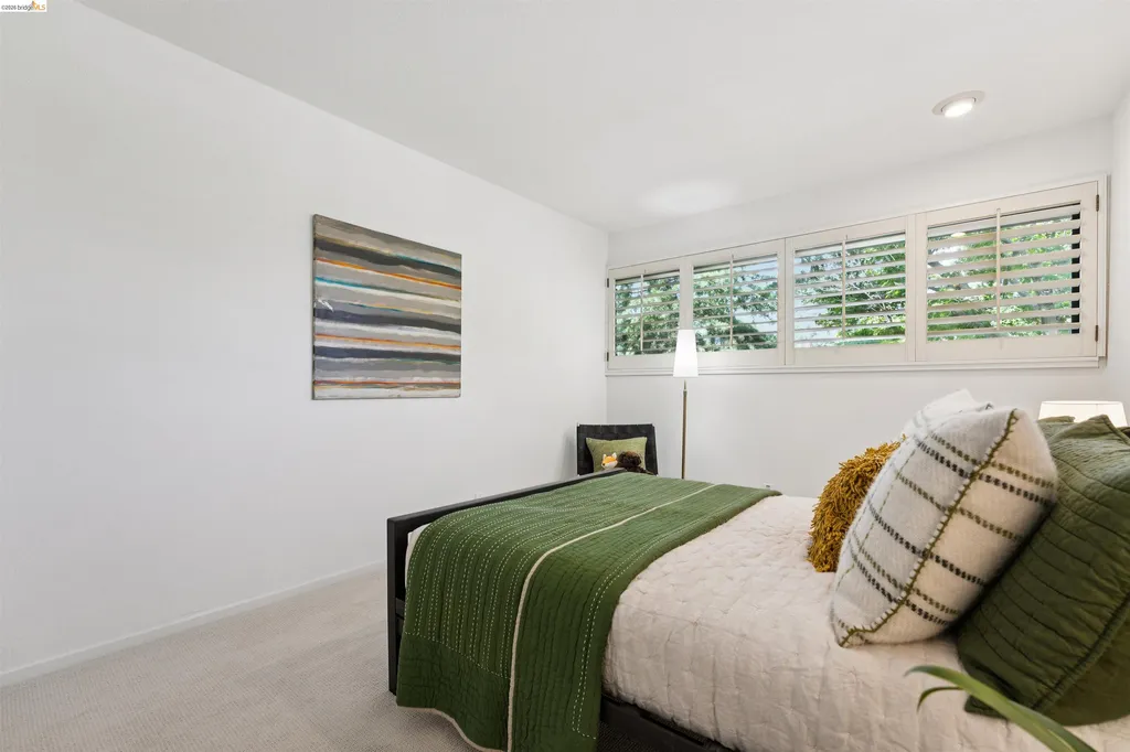 7 Jo-lin Court El Sobrante CA 94803