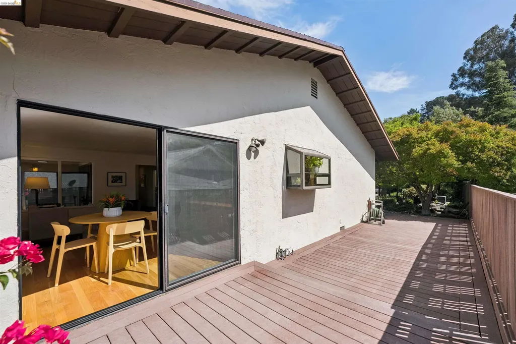 7 Jo-lin Court El Sobrante CA 94803