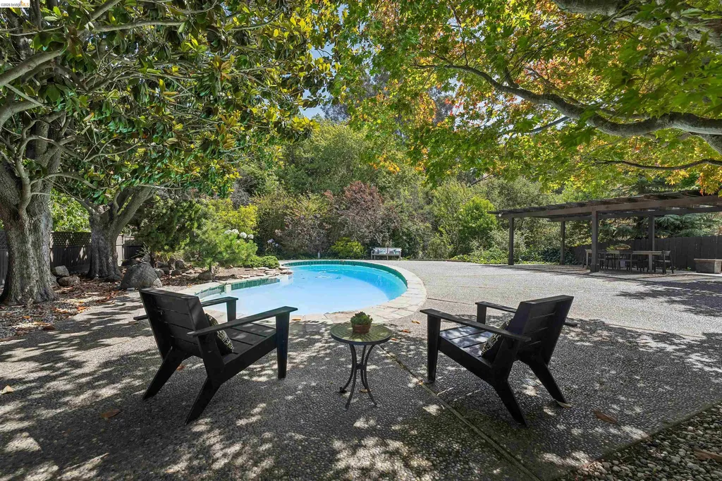 7 Jo-lin Court El Sobrante CA 94803