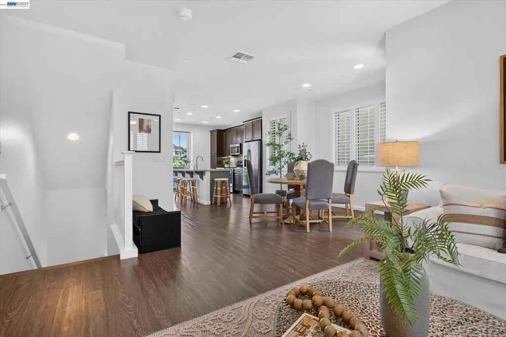2928 Worthing Common Livermore CA 94550