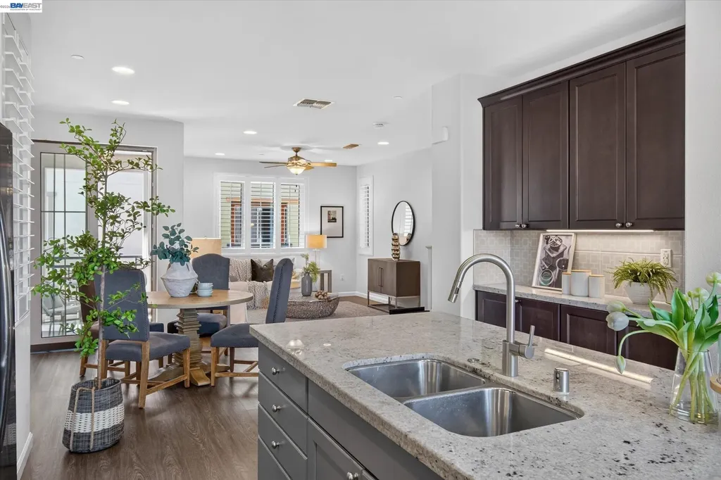 2928 Worthing Common Livermore CA 94550