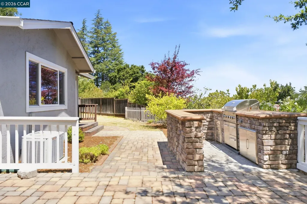930 Sousa Drive Walnut Creek CA 94597