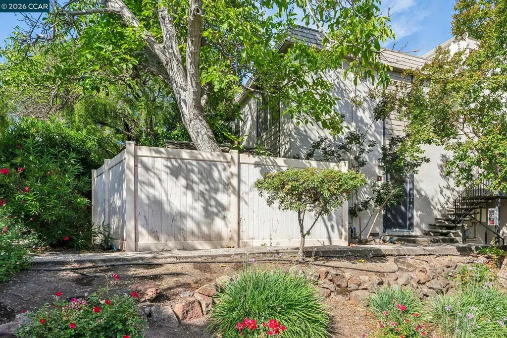 2035 Sierra Road Concord CA 94518