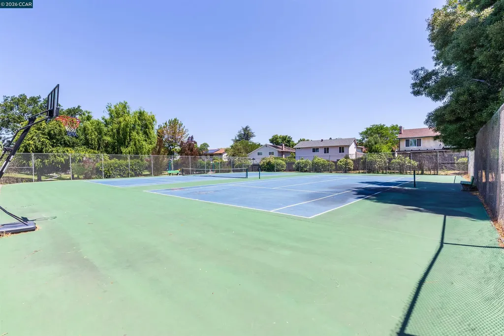 1358 Shade Oak Lane Concord CA 94521