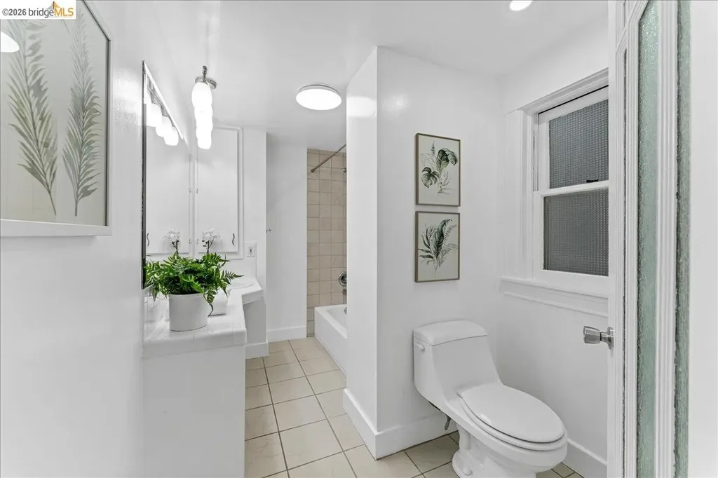 2725 Prince Street Berkeley CA 94705