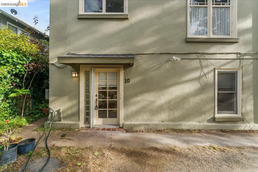 2725 Prince Street Berkeley CA 94705