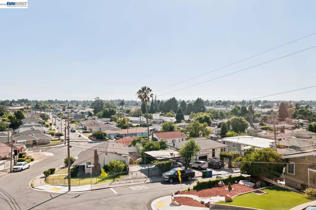 17005 Santa Fe Street Ashland CA 94541