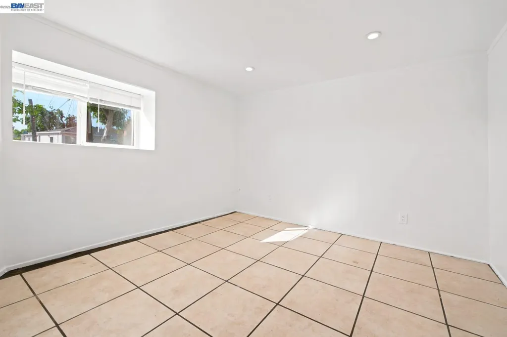 17005 Santa Fe Street Ashland CA 94541