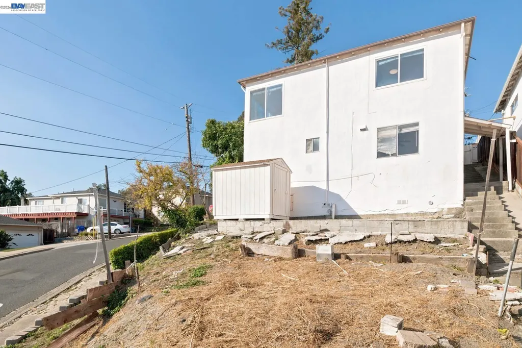 17005 Santa Fe Street Ashland CA 94541