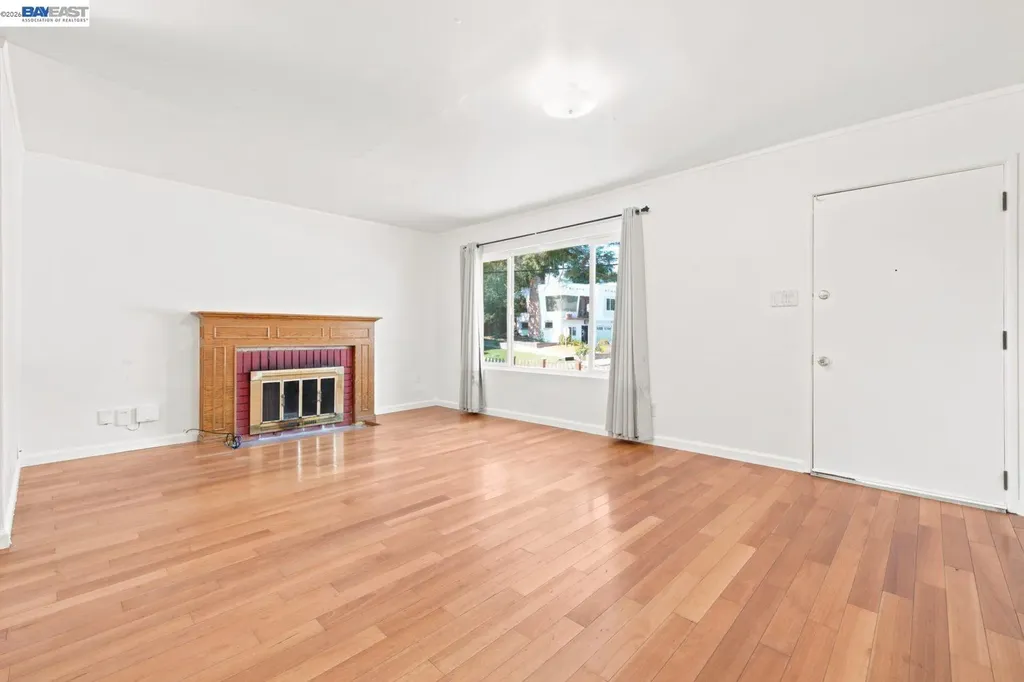 17005 Santa Fe Street Ashland CA 94541