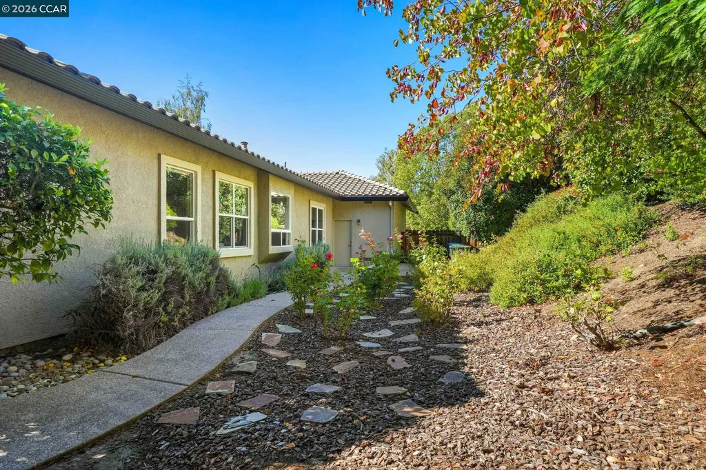 110 Forest Hill Drive Clayton CA 94517