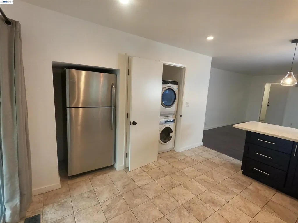 808 14th Street Oakland CA 94607