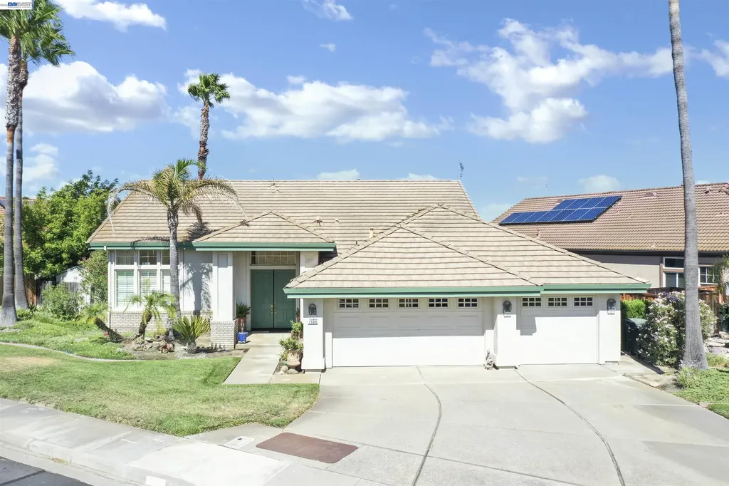 1989 Newport Drive Discovery Bay CA 94505
