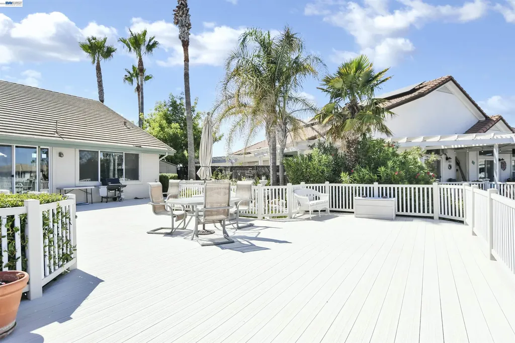 1989 Newport Drive Discovery Bay CA 94505