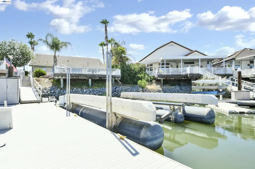 1989 Newport Drive Discovery Bay CA 94505