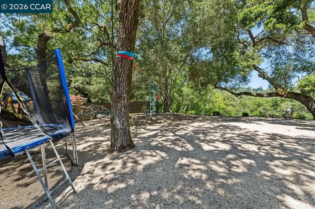 820 Acalanes Road Lafayette CA 94549