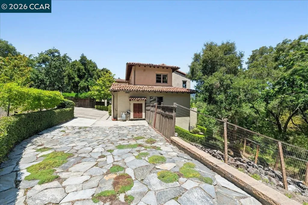 820 Acalanes Road Lafayette CA 94549