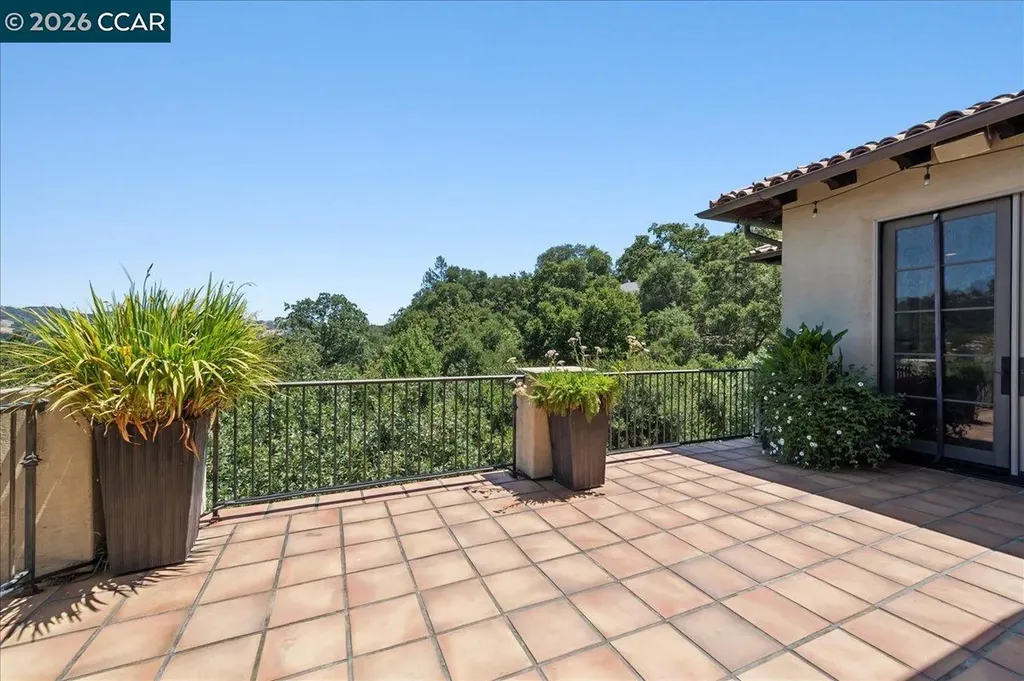 820 Acalanes Road Lafayette CA 94549