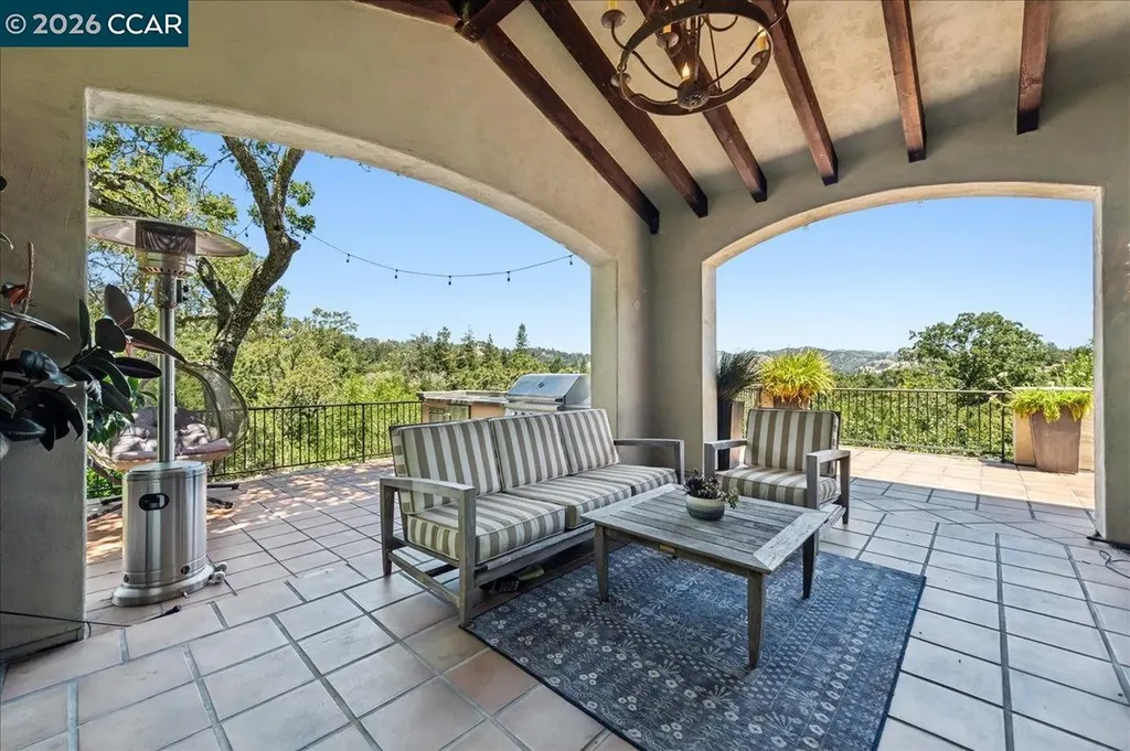 820 Acalanes Road Lafayette CA 94549