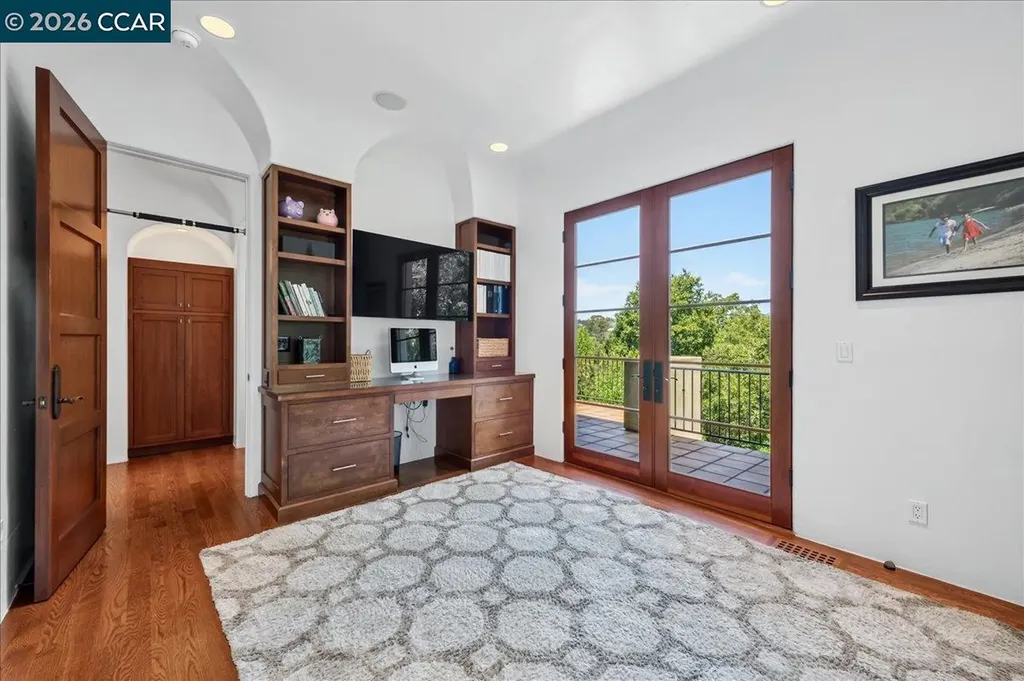 820 Acalanes Road Lafayette CA 94549