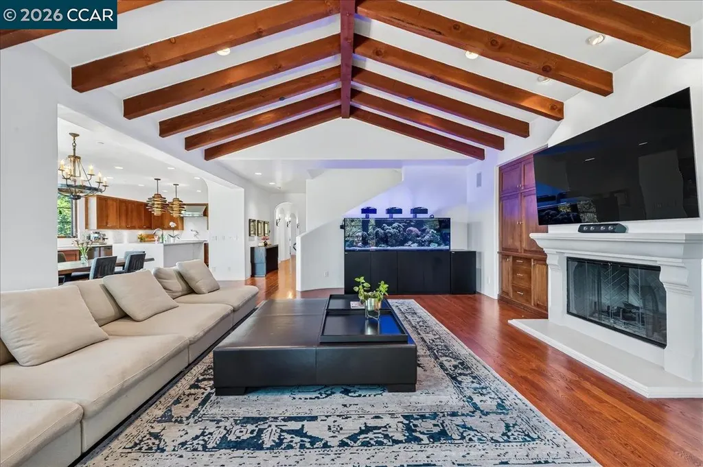820 Acalanes Road Lafayette CA 94549
