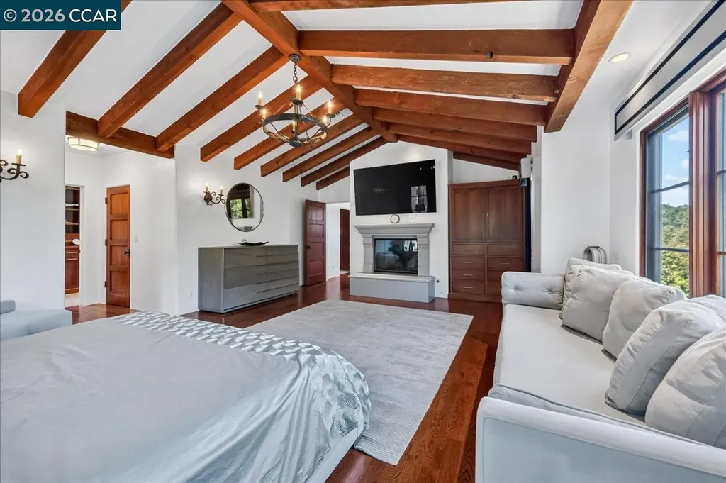 820 Acalanes Road Lafayette CA 94549