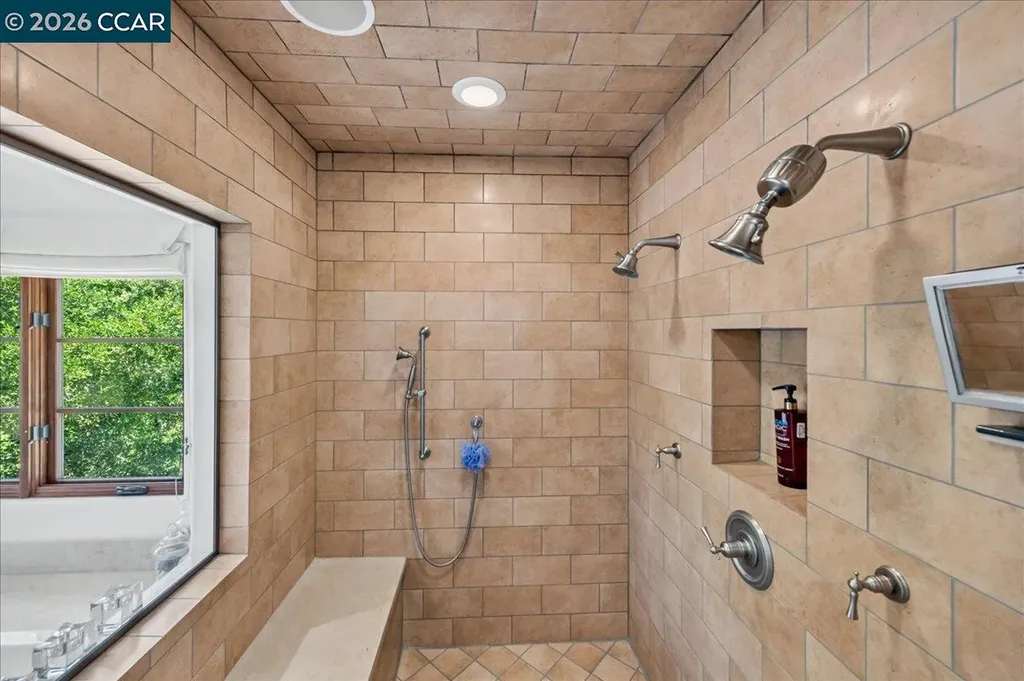 820 Acalanes Road Lafayette CA 94549