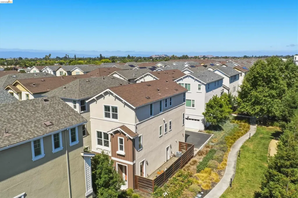 38182 Luma Terrace Newark CA 94560