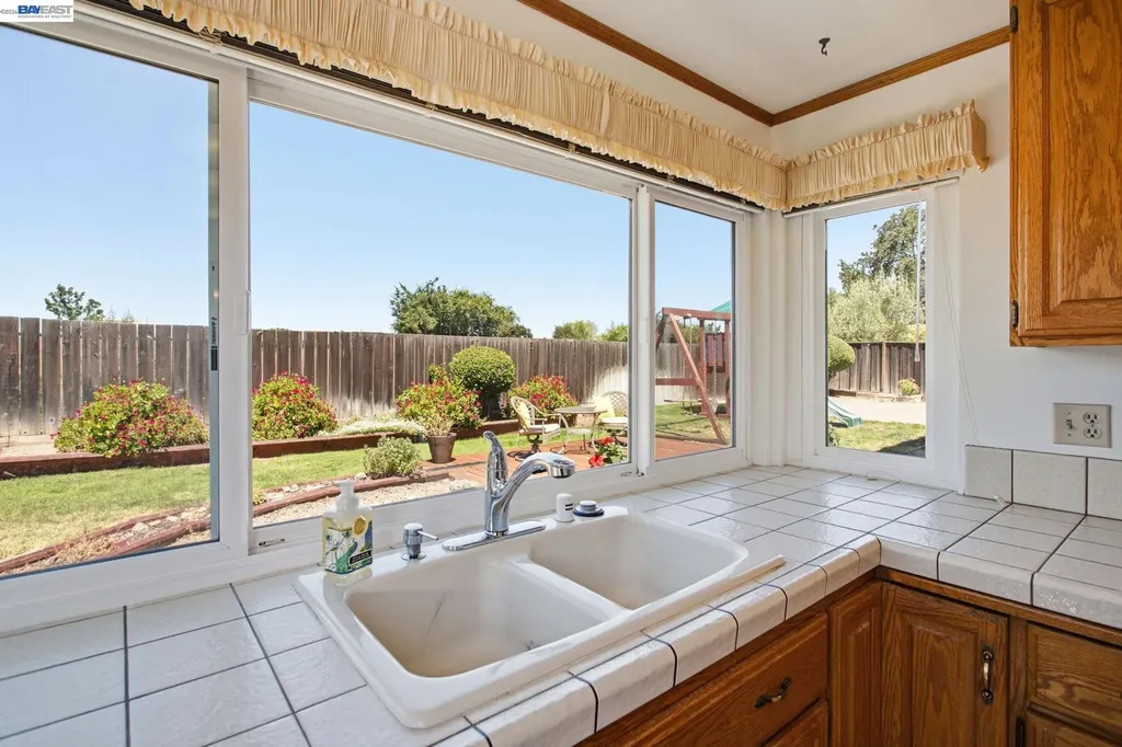 470 Yosemite Drive Livermore CA 94551