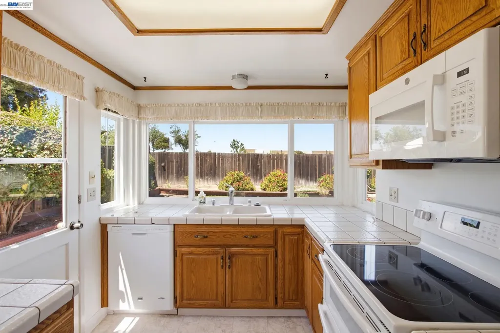 470 Yosemite Drive Livermore CA 94551