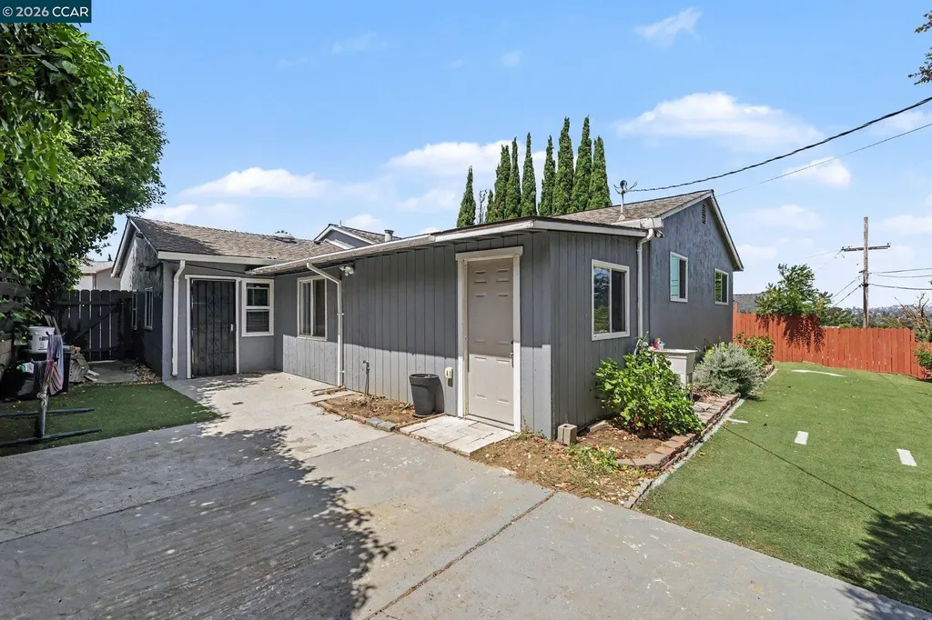 400 Ladera Drive Vallejo CA 94591