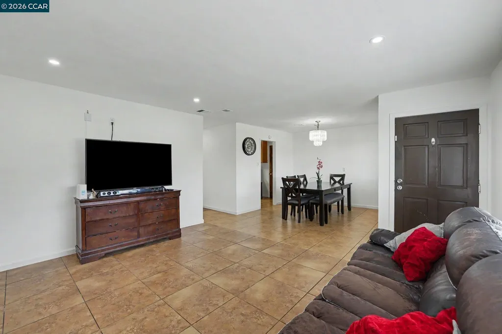 400 Ladera Drive Vallejo CA 94591