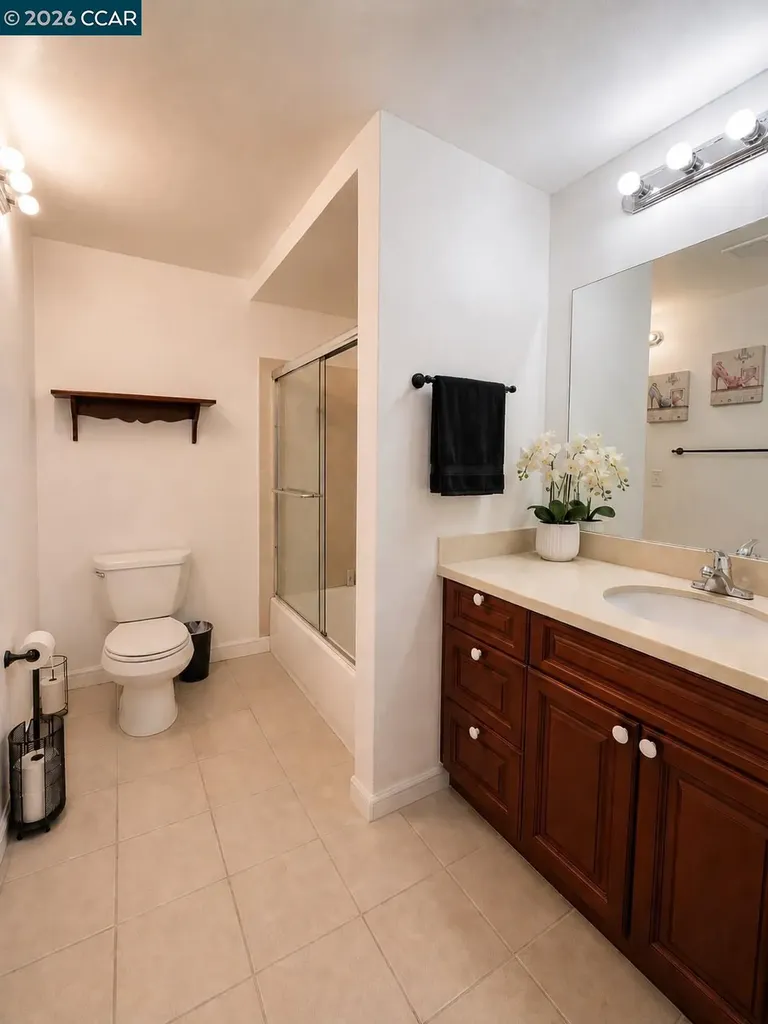 26849 Lakewood Way Hayward CA 94544