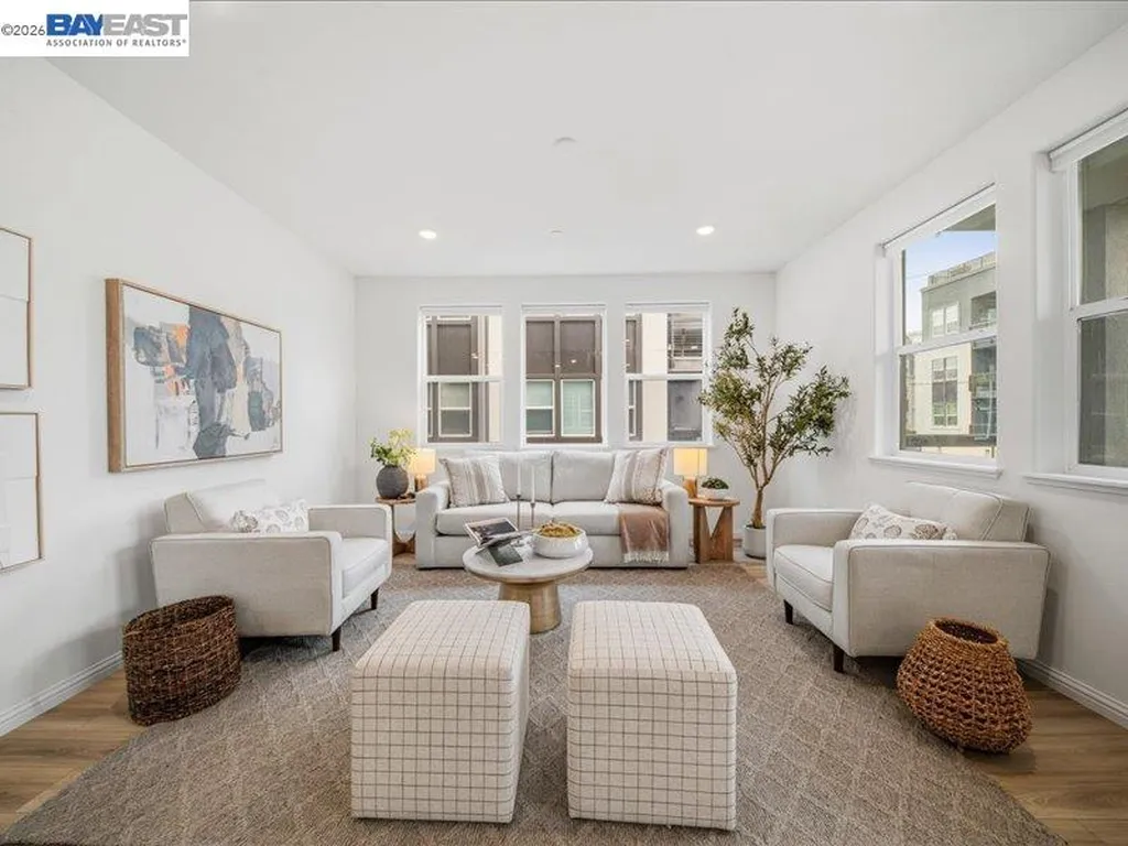 2802 Tradewind Court Alameda CA 94501