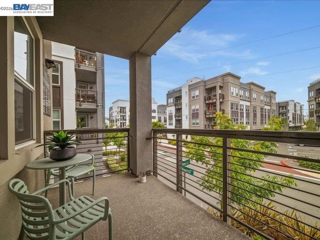 2802 Tradewind Court Alameda CA 94501
