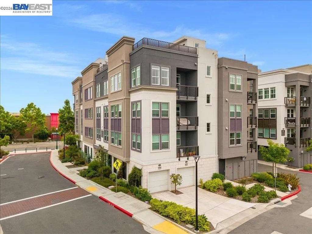2802 Tradewind Court Alameda CA 94501