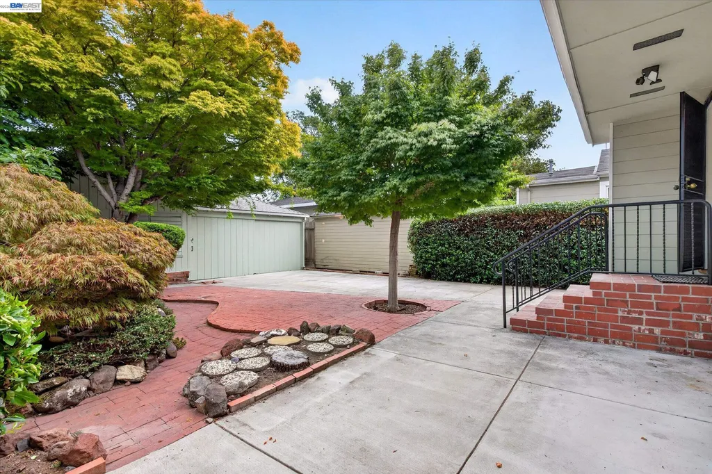 1075 Durant Avenue San Leandro CA 94577
