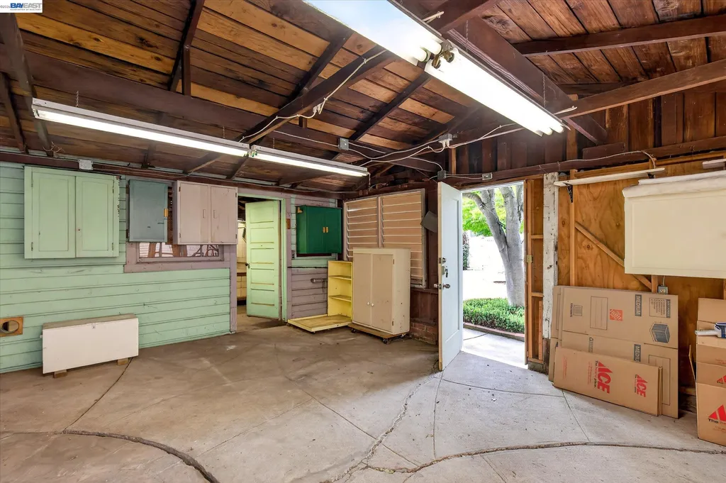 1075 Durant Avenue San Leandro CA 94577