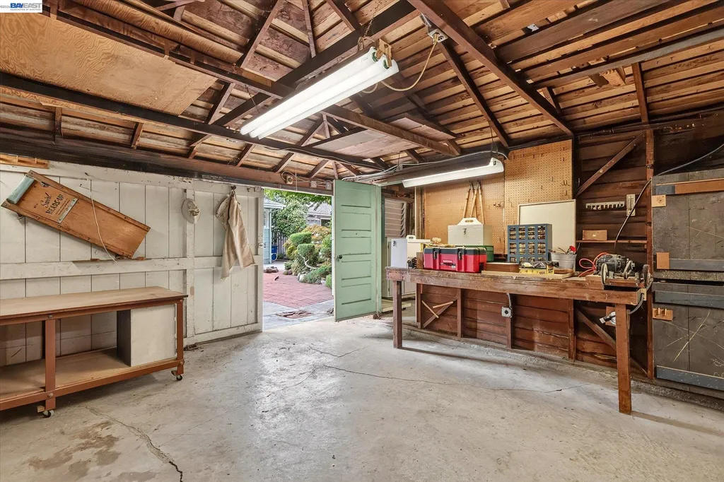 1075 Durant Avenue San Leandro CA 94577