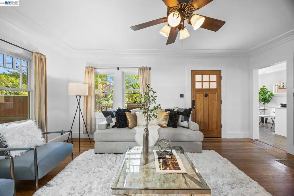 2521 Pleasant Street Oakland CA 94602