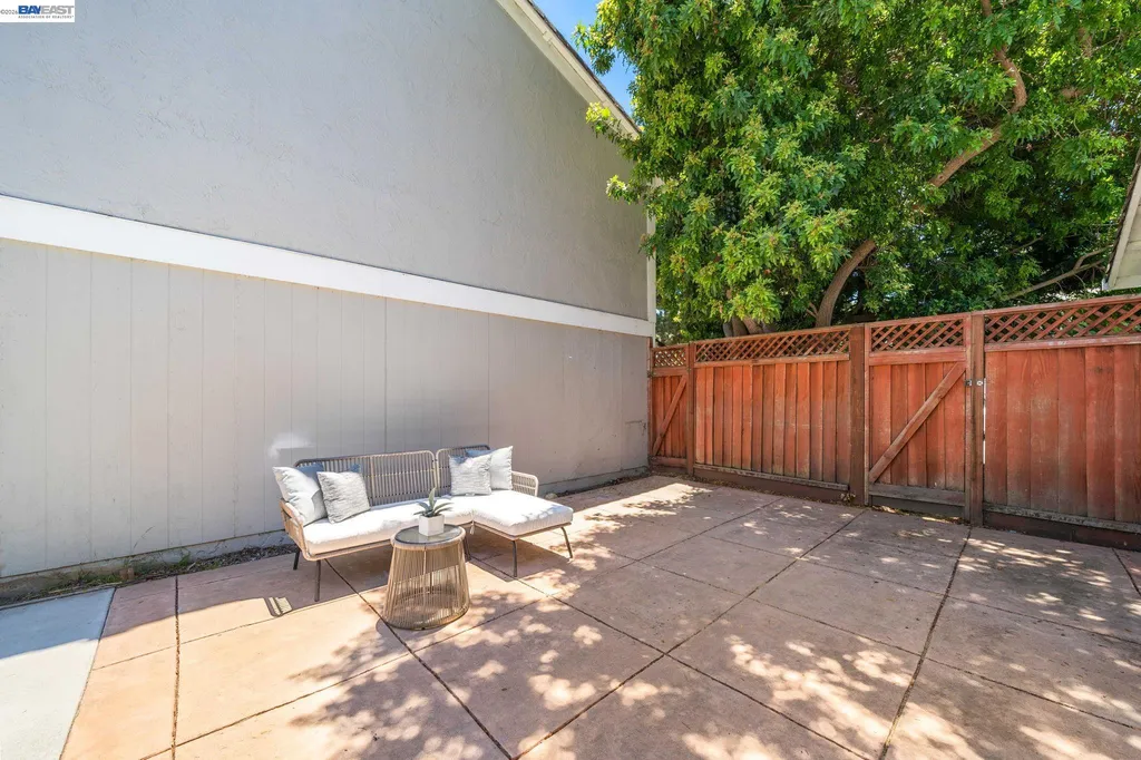 40130 Santa Teresa Common Fremont CA 94539