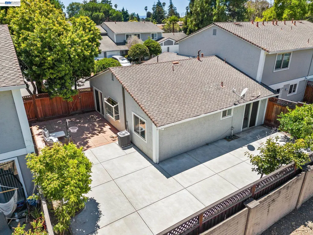 40130 Santa Teresa Common Fremont CA 94539