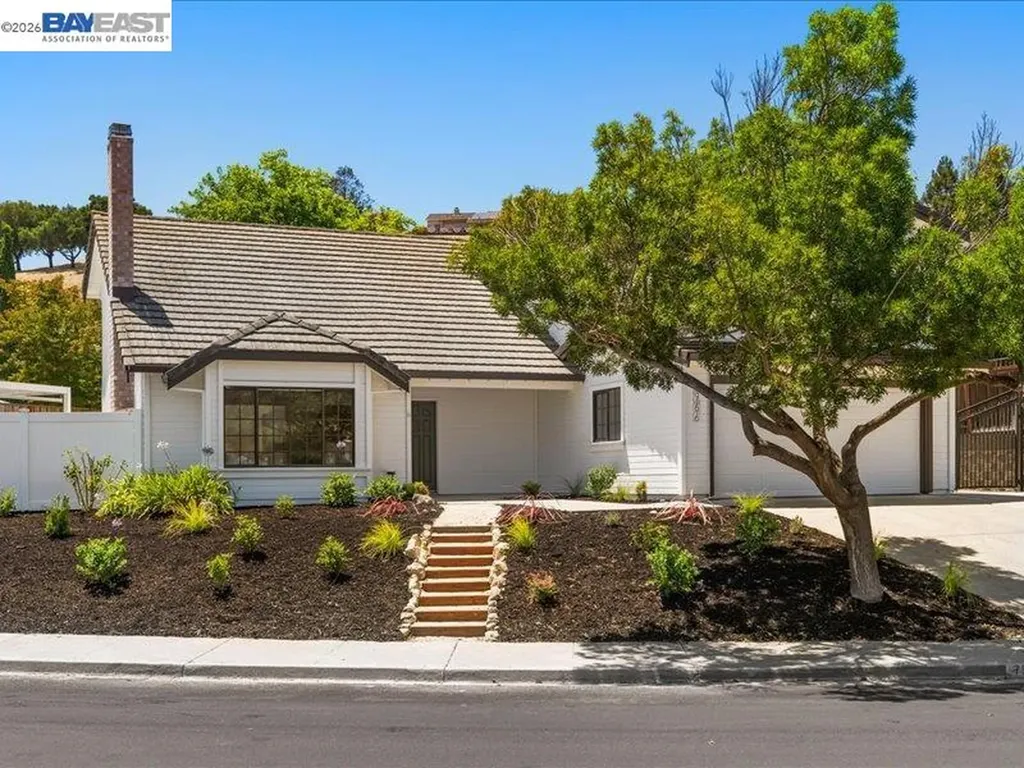 7966 Iglesia Drive Dublin CA 94568