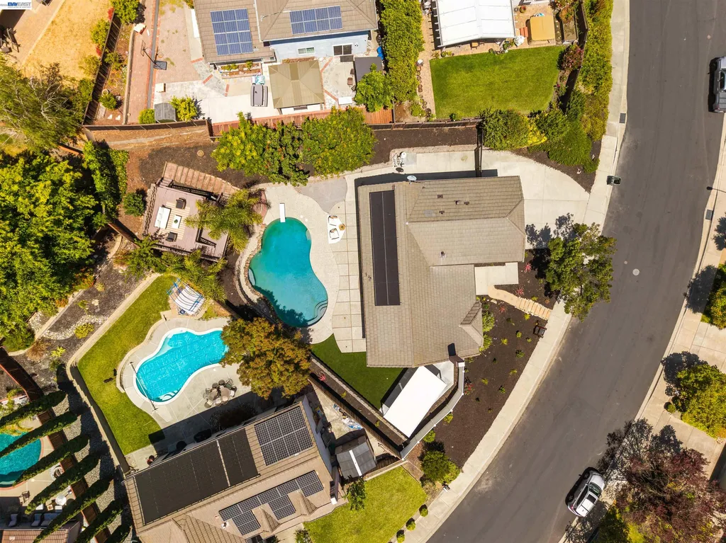 7966 Iglesia Drive Dublin CA 94568