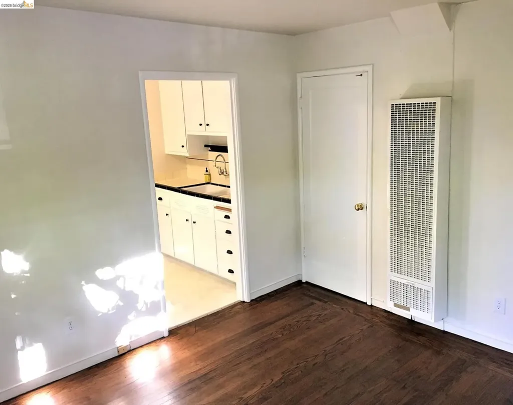 3207-3213 Ellis Street Berkeley CA 94703