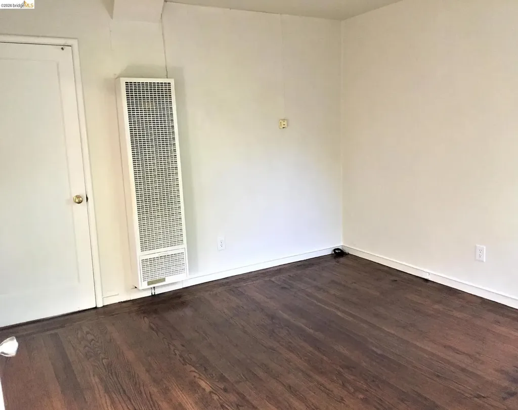 3207-3213 Ellis Street Berkeley CA 94703