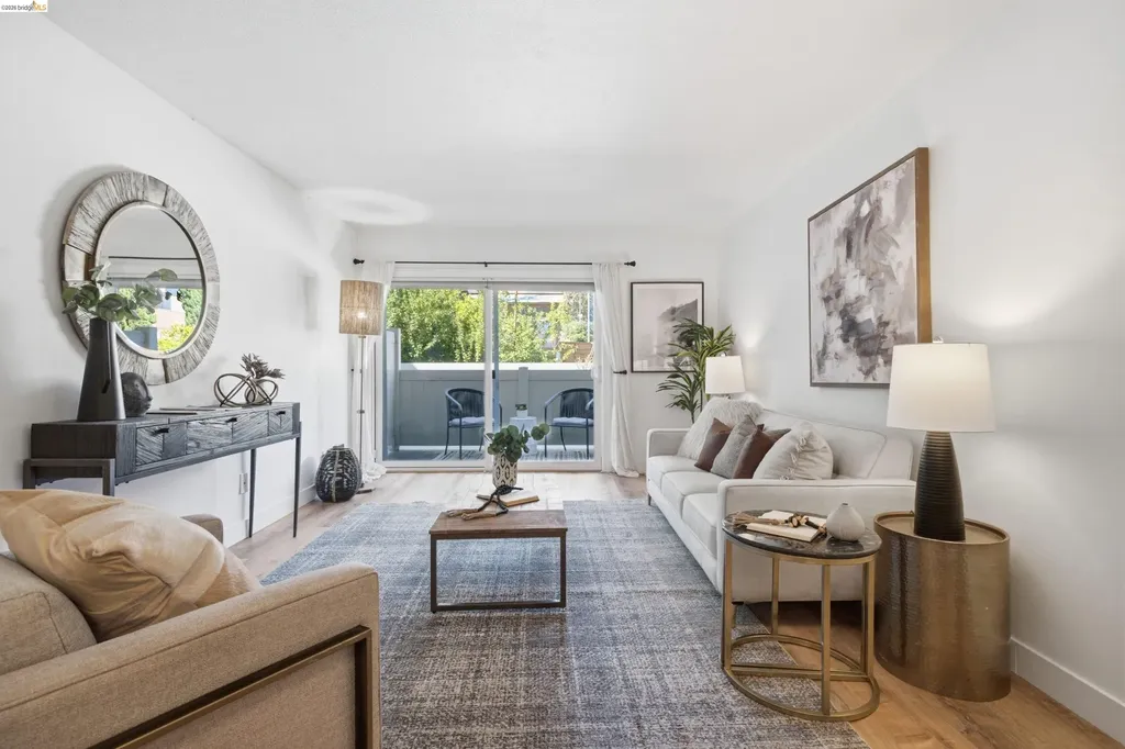 288 Whitmore Street Oakland CA 94611