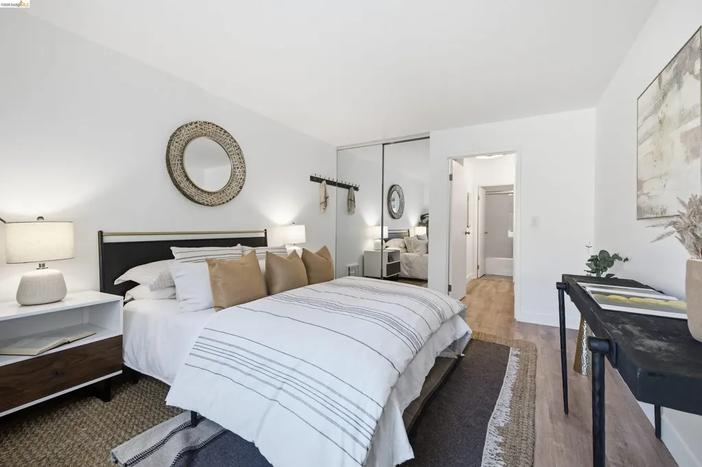288 Whitmore Street Oakland CA 94611