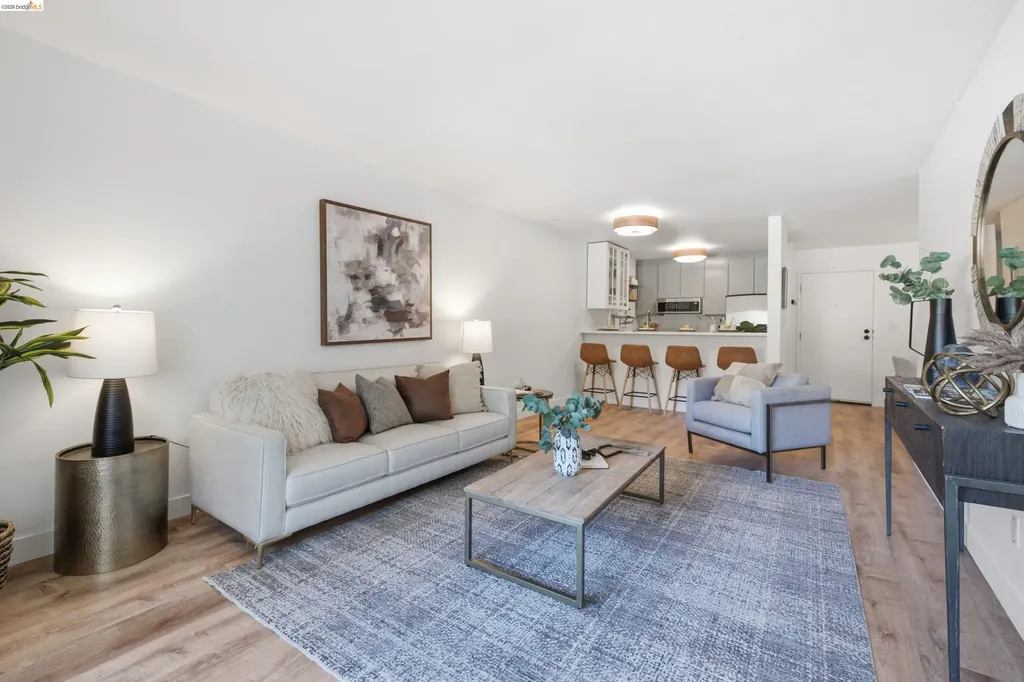 288 Whitmore Street Oakland CA 94611